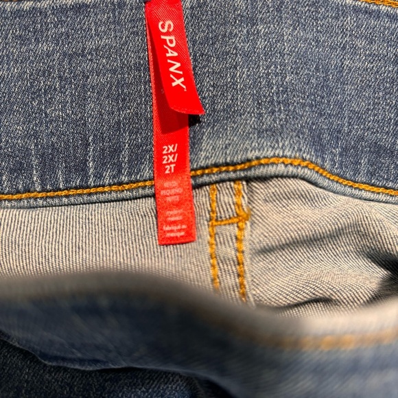 SPANX Sz 2X Wide Leg Pull On Jeans Mid Wash Front Seam High Rise Comfort Waist - Picture 10 of 12